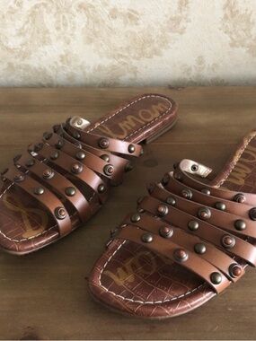 BNWT Sam Edelman Brown Studded Leather Slide Sandals